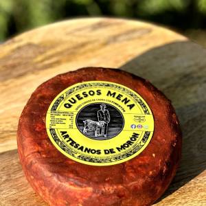 3) Queso madurado de cabra con pimentón2